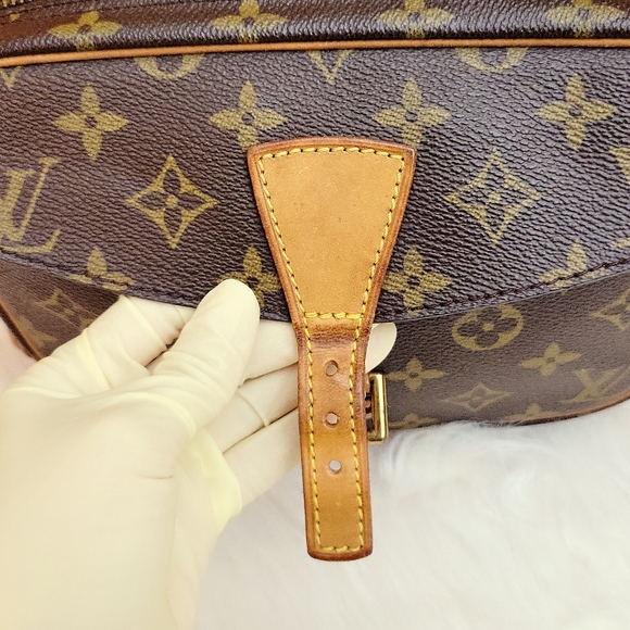 💯% Authentic Louis Vuitton Crossbody bag Jeune Fille PM - Picture 3 of 15